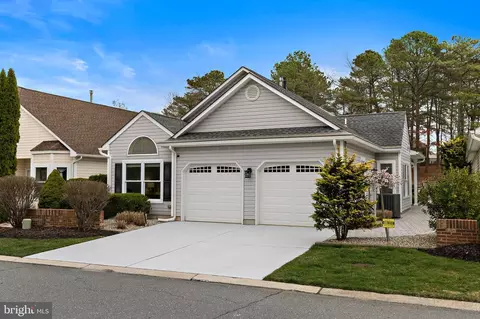 130 Atlantic Hills Blvd, Manahawkin, NJ 08050