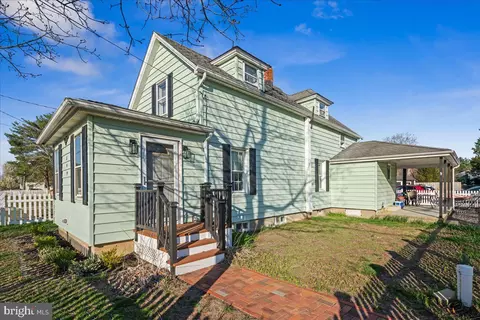 549 S Main St, West Creek, NJ 08092