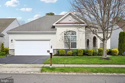 28 Bear Island Dr, Barnegat, NJ 08005