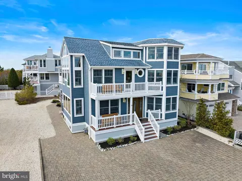 15 E 25 St, Barnegat Light, NJ 08006