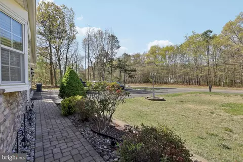 922 W Commodore Blvd, Jackson, NJ 08527 photo 8
