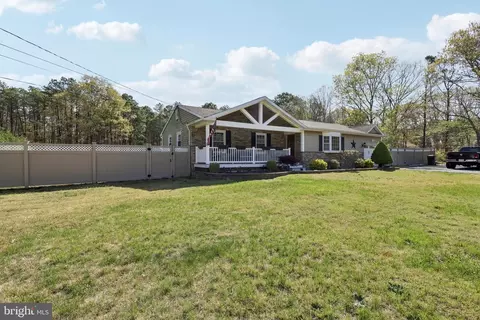 922 W Commodore Blvd, Jackson, NJ 08527 photo 3