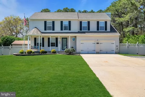 262 Grand Central Pkwy, Bayville, NJ 08721