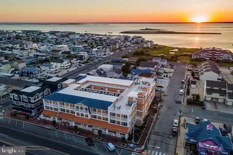 510 N Bay Ave #303, Beach Haven, NJ 08008