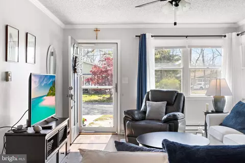 54 Dogwood Rd, Manahawkin, NJ 08050