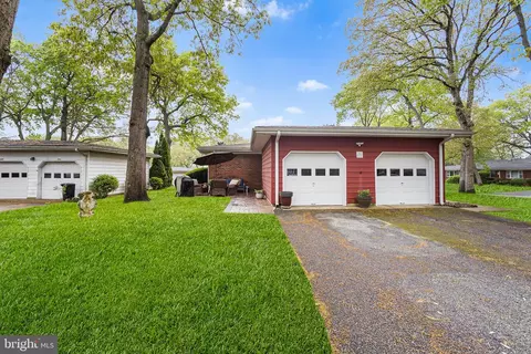20 D Court B, Brick, NJ 08724