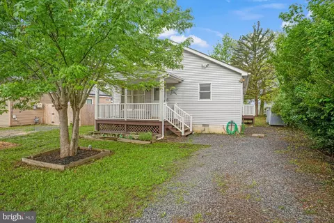 236 S Pulaski Blvd, Little Egg Harbor Twp, NJ 08087