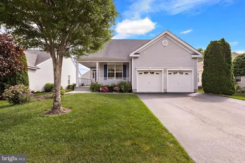 26 Masters Ct, Little Egg Harbor Twp, NJ 08087