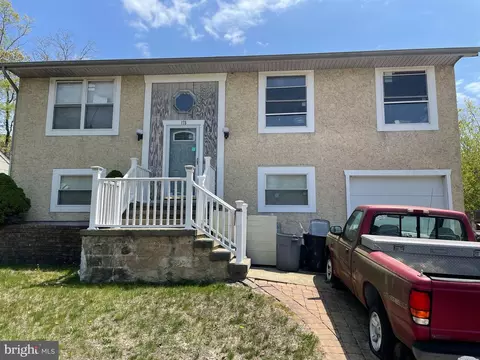 175 Village Dr, Barnegat, NJ 08005
