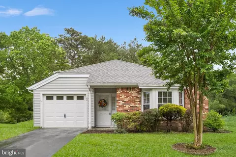 22 Pine Oak Blvd, Barnegat, NJ 08005