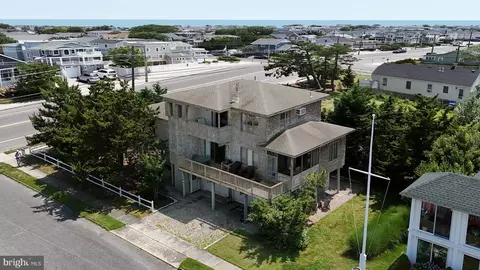 300 N Norwood Ave, Beach Haven, NJ 08008