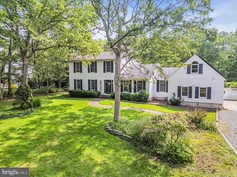 12 Stagecoach Dr, Little Egg Harbor Twp, NJ 08087