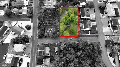 2 Anchor Dr, Waretown, NJ 08758