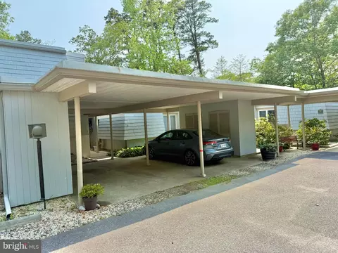 170 E Holly Ln, Tuckerton, NJ 08087