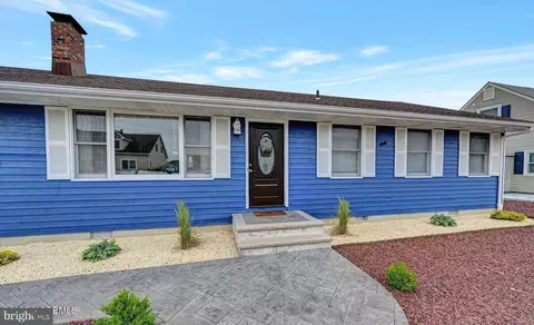 813 Forepeak Dr, Forked River, NJ 08731 photo 5