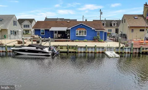 813 Forepeak Dr, Forked River, NJ 08731 photo 8