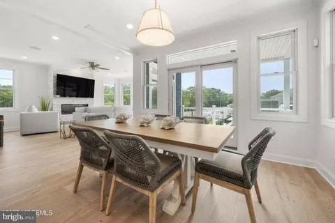 Dining - 1 Capstan Rd, Waretown, NJ 08758 photo 1 of 3