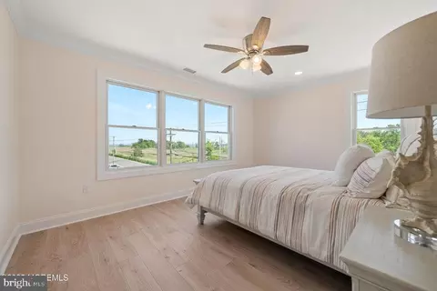 Bedroom - 1 Capstan Rd, Waretown, NJ 08758 photo 1 of 4