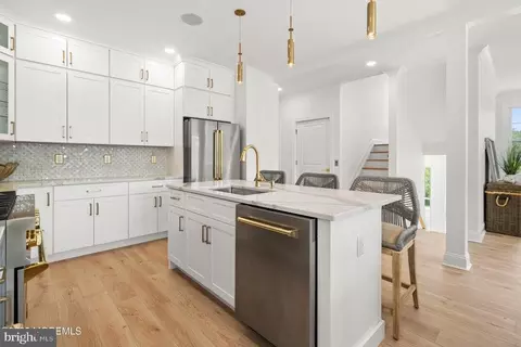 Kitchen - 1 Capstan Rd, Waretown, NJ 08758 photo 4 of 4