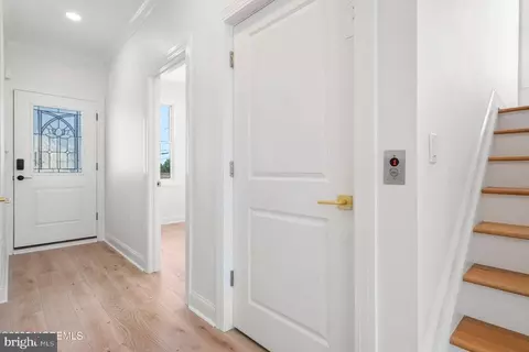 Entry Way - 1 Capstan Rd, Waretown, NJ 08758 photo 2 of 2