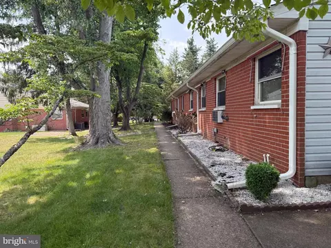 768 Hudson Pkwy # D, Manchester Township, NJ 08759