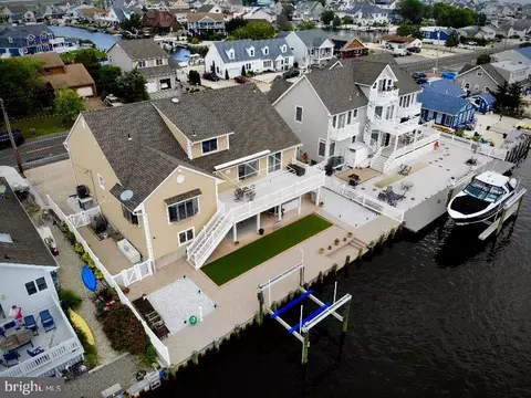 953 Capstan Dr, Forked River, NJ 08731 photo 2