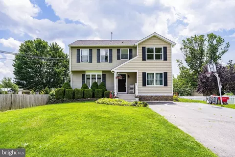 92 Jacobstown Rd, New Egypt, NJ 08533