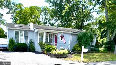 97 Bowline, Beachwood, NJ 08722