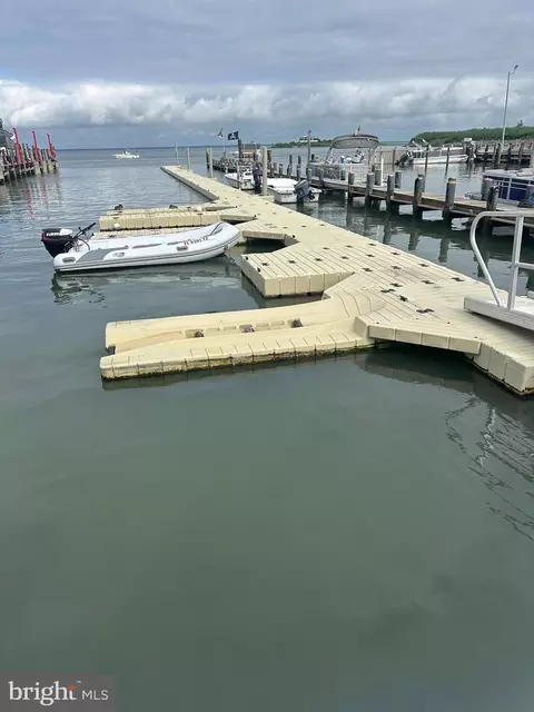 100 N West Ave NW, Beach Haven, NJ 08008