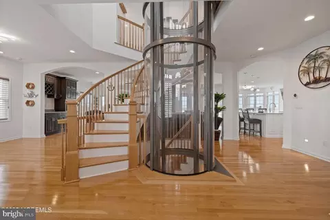 Entry Way - 1508 Beach Blvd, Forked River, NJ 08731 photo 1 of 7