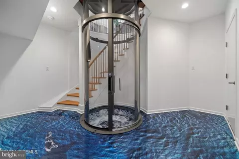 Entry Way - 1508 Beach Blvd, Forked River, NJ 08731 photo 7 of 7