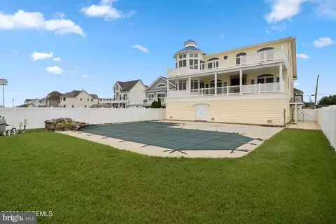 Exterior - 1508 Beach Blvd, Forked River, NJ 08731 photo 6 of 10