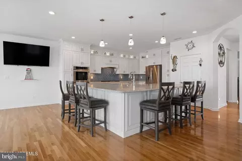 Kitchen - 1508 Beach Blvd, Forked River, NJ 08731 photo 5 of 7