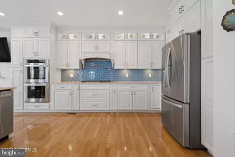 Kitchen - 1508 Beach Blvd, Forked River, NJ 08731 photo 1 of 7