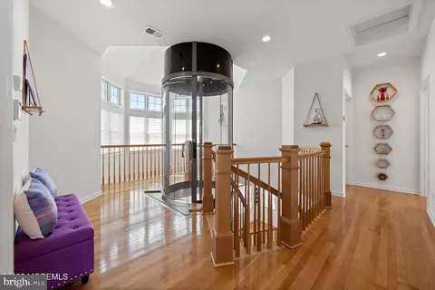 Entry Way - 1508 Beach Blvd, Forked River, NJ 08731 photo 5 of 7