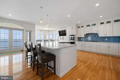 Kitchen - 1508 Beach Blvd, Forked River, NJ 08731 photo 6 of 7