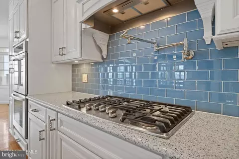 Kitchen - 1508 Beach Blvd, Forked River, NJ 08731 photo 2 of 7