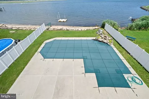 Exterior - 1508 Beach Blvd, Forked River, NJ 08731 photo 5 of 10
