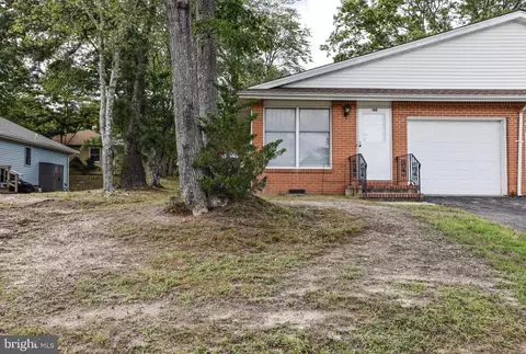 14 Magnolia Rd # -A, Manahawkin, NJ 08050