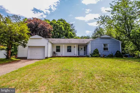 119 Driftwood Ln, Lanoka Harbor, NJ 08734