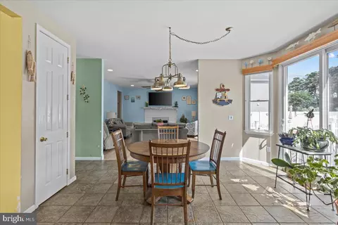 Dining - 3 Victory, Brick, NJ 08723 photo 3 of 3