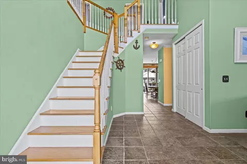 Entry Way - 3 Victory, Brick, NJ 08723 photo 1 of 4
