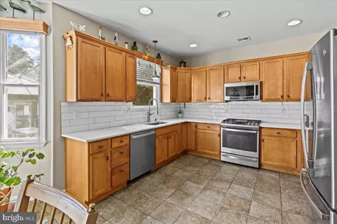Kitchen - 3 Victory, Brick, NJ 08723 photo 3 of 4