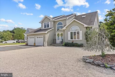 Exterior - 3 Victory, Brick, NJ 08723 photo 4 of 12