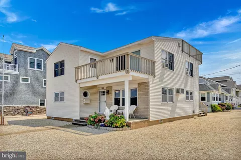 1502 N Barnegat Ave, Surf City, NJ 08008