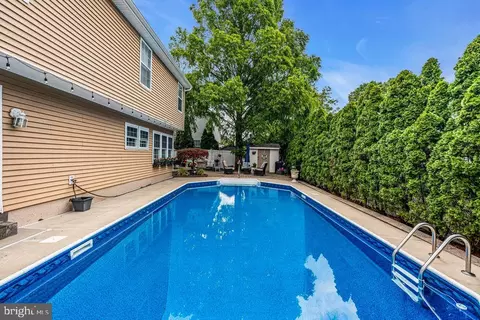 Exterior - 288 Van Ave, Brick, NJ 08724 photo 4 of 7