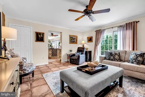Living - 288 Van Ave, Brick, NJ 08724 photo 4 of 4