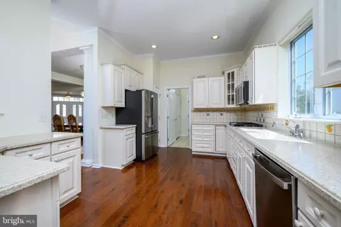 38 Strathmere St, Waretown, NJ 08758 photo 16
