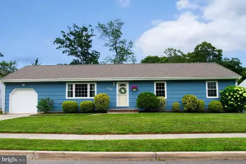 618 Leanora St, Brick, NJ 08723