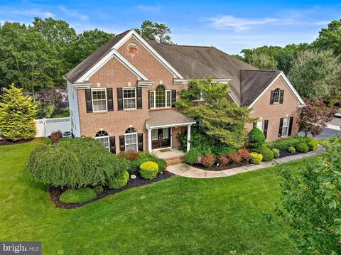 14 Poplar St, West Creek, NJ 08092